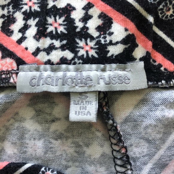 Charlotte Russe Patterned Skirt - Picture 2 of 2